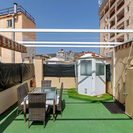 Penthouse With Terrace דירה