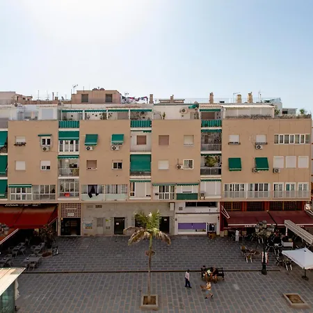 Penthouse With Terrace דירה