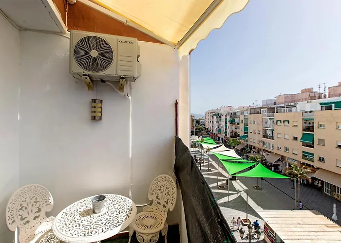 Penthouse With Terrace Apartment *