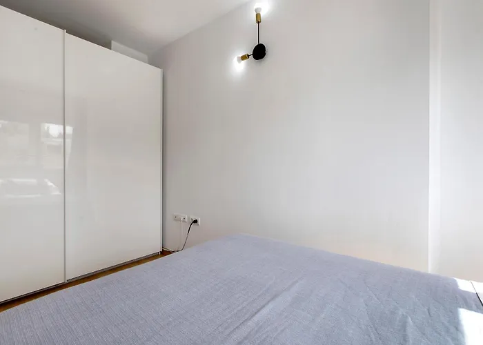 Penthouse With Terrace *